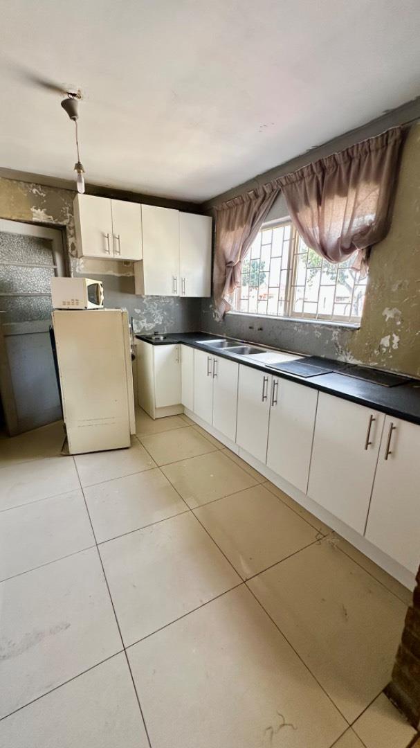4 Bedroom Property for Sale in Sybrand Park Western Cape